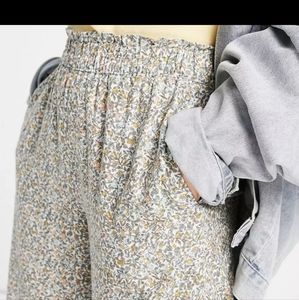 Abercrombie & Fitch High Waist Pull-on Pants